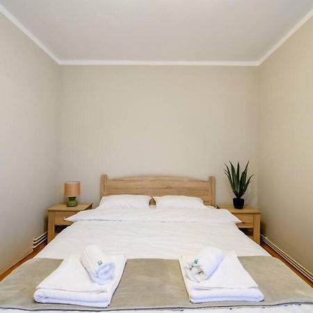 Smiling Heaven Apartment Bucureşti Exterior foto