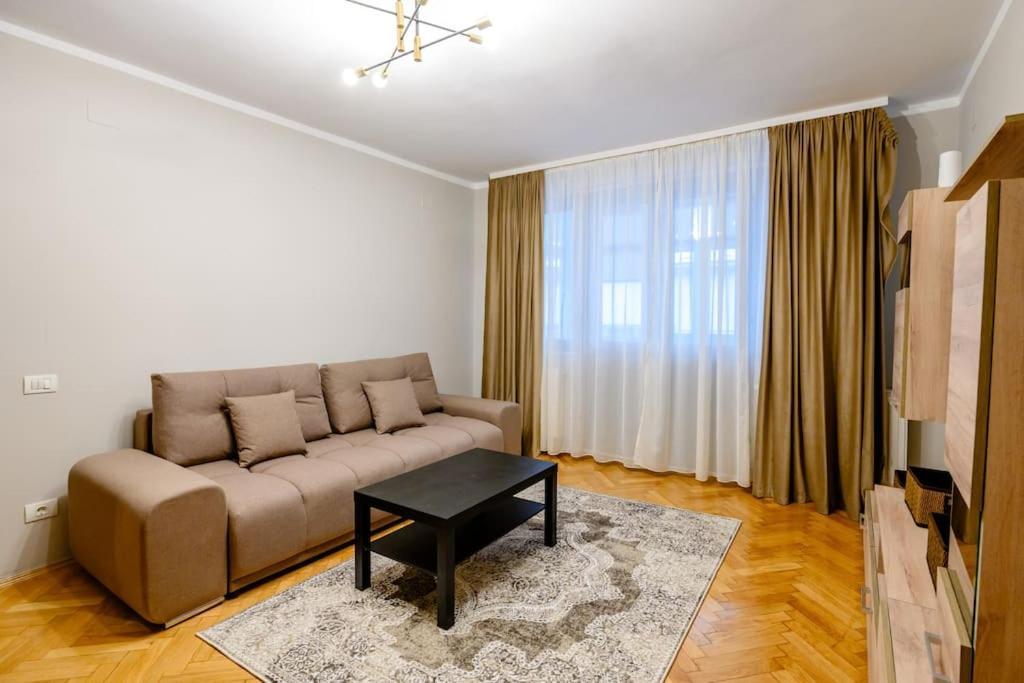 Smiling Heaven Apartment Bucureşti Exterior foto