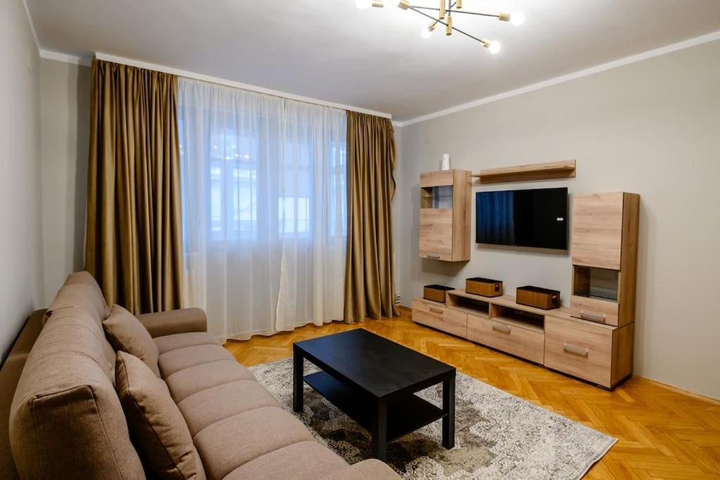 Smiling Heaven Apartment Bucureşti Exterior foto
